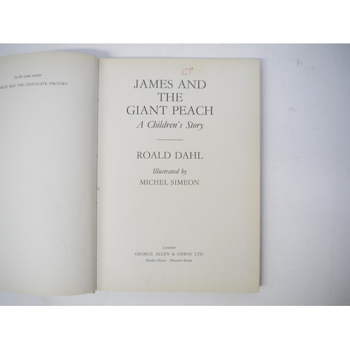 6004 - Roald Dahl: 'James and the Giant Peach', London, George Allen and Unwin, 1967, 1st edition, full pag... 