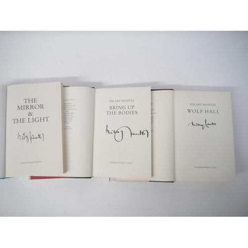 6066 - Hilary Mantel, a complete set of her works, 1985-2020, 15 volumes, all 1st editions, all signed/with... 