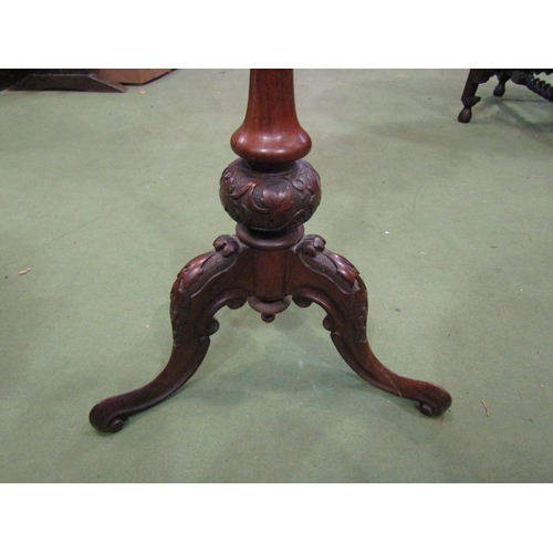 4112 - A mahogany pole fire screen with silk floral embroidery (a/f) on tripod scrolled feet   (E) £15-25