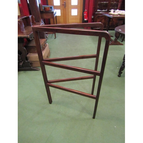 4158 - An Edwardian mahogany six bar folding towel rail    (R) £40