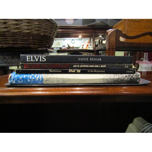 4196 - A collection of five Elvis Presley books to include Elvis Close Up