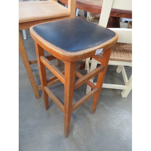 2321 - A beech bar stool and 1950's stool