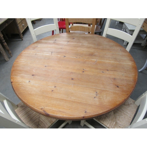 2302 - A pine breakfast table