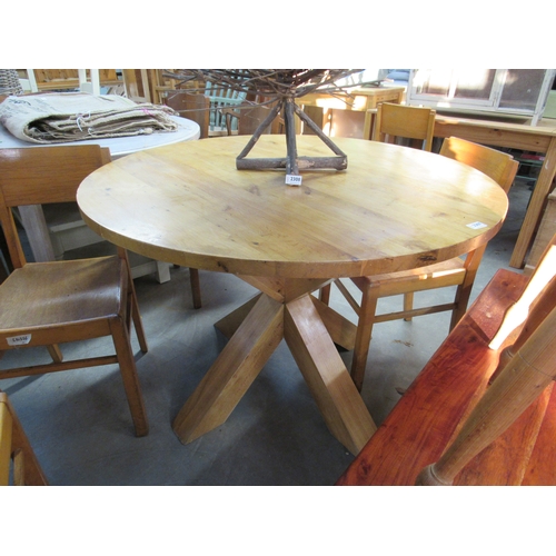 2307 - An circular oak breakfast table