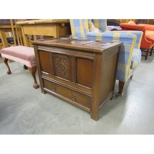 2436 - An oak coffer box with under drawer