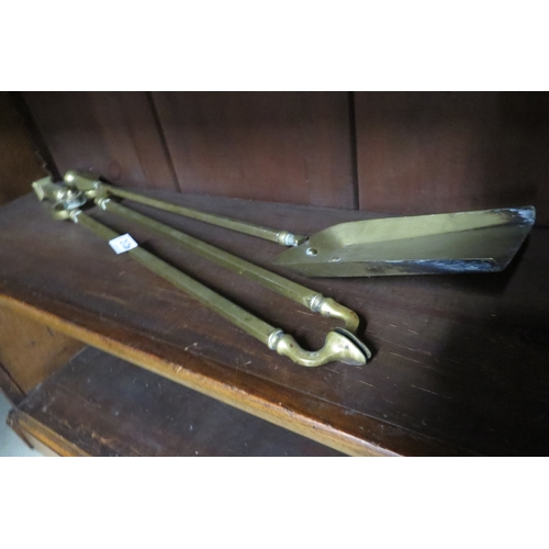 2126 - Two Edwardian brass fine irons   (R) £0