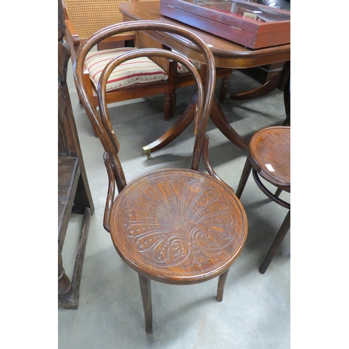 2209 - Five Bentwood bistro chairs