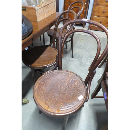 2209 - Five Bentwood bistro chairs