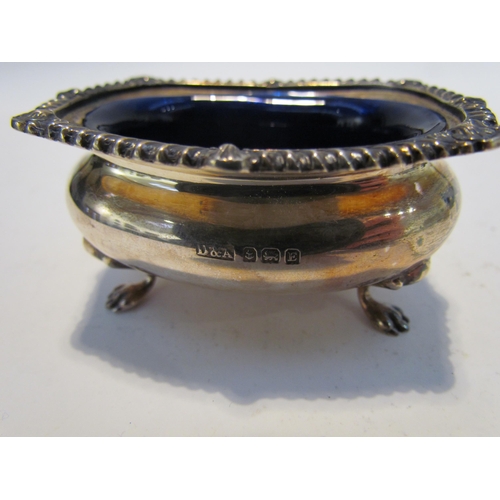 7462 - A pair of Daniel and Arter silver salts, one with blue glass liner, Birmingham 1929, 123g