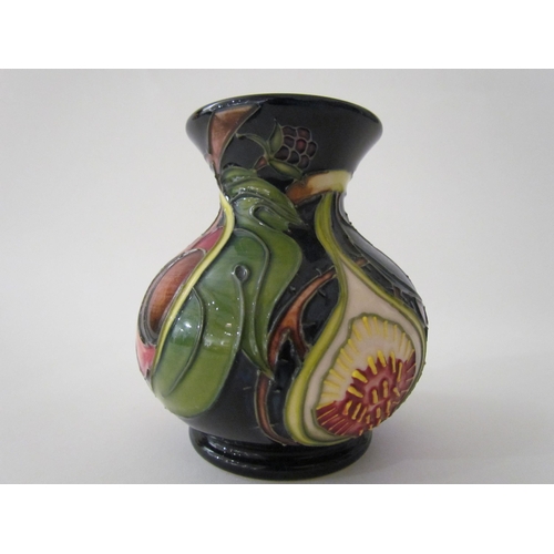 7560 - A Moorcroft Queen's Choice pattern vase, designed by Emma Bossons, 9.5cm tall