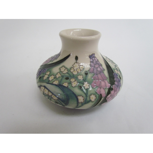 7566 - A Moorcroft Royal Prince Louis pattern vase, 8cm tall  (R)  £60