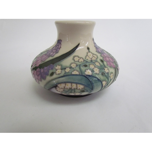 7566 - A Moorcroft Royal Prince Louis pattern vase, 8cm tall  (R)  £60