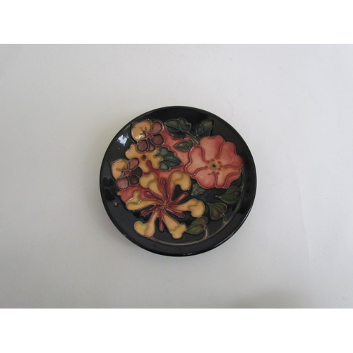 7577 - A Moorcroft Oberon Honeysuckle pattern pin dish, 12cm diameter