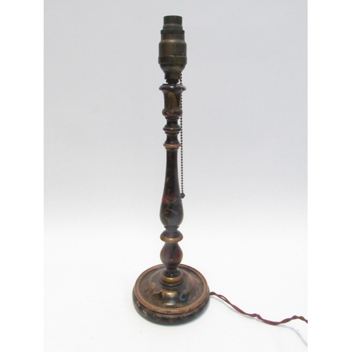 7068 - An Edwardian chinoiserie lacquered table lamp, 44cm tall