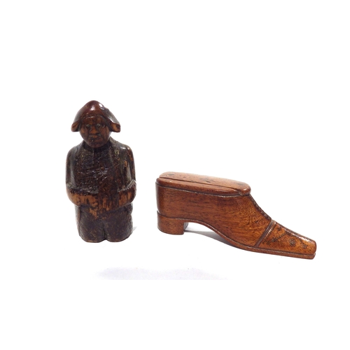 7201 - A late 18th Century treen figural snuff box, carved as a Judge, 9cm tall and later 19th Century boot... 