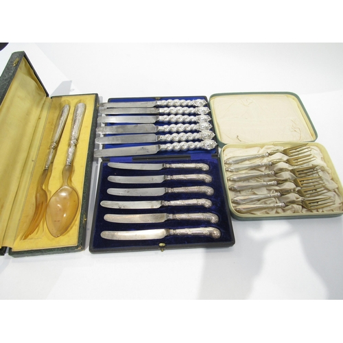 7226 - WITHDRAWN: Silver handled knives with HUNT & ROSKELL blades, cake forks handles marked 800 silver pi... 