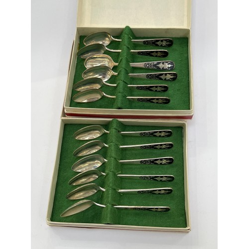 7258 - A Thai silver Alex & Co, Sterling olive dish and two tooth pick holders, 235g together with two boxe... 