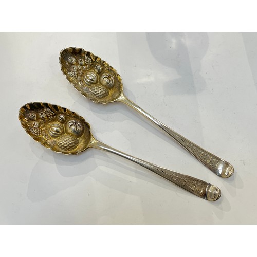 7340 - A pair of William Cripps silver berry spoons, London circa 1760, mark rubbed, 105g  (E)  £60-90