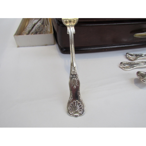 7506 - A canteen of silver plated cutlery, Cooper Brothers, set in a mahogany finish single drawer canteen ... 