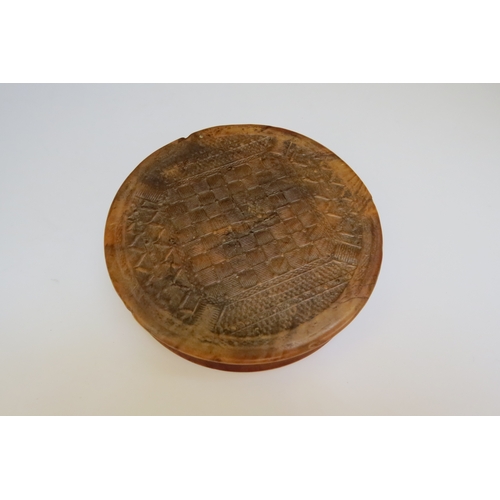 7350A - A French late 18th Century early 19th Century pressed yew wood lidded snuff box with tortoiseshell l... 