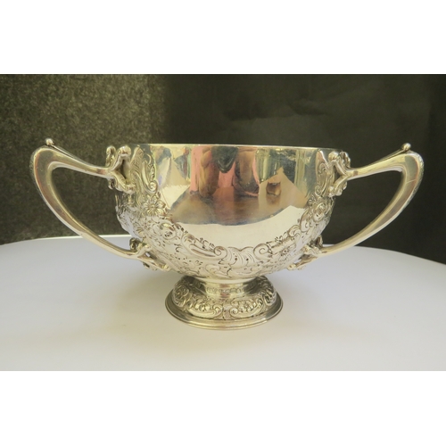 7354 - A Williams Ltd silver loving cup, Birmingham 1905.  Marks rubbed. 9.5cm tall x 12.5cm diameter, 356g... 