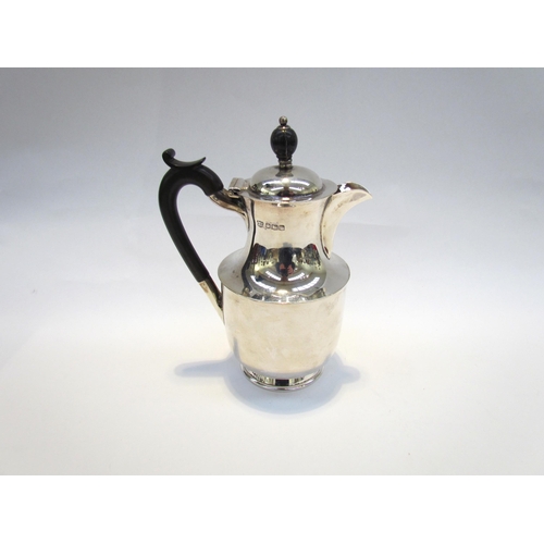 7404 - A Z. Barraclough & Son silver hot water jug with ebony handle and knop, 21cm tall, Sheffield 1922, 4... 