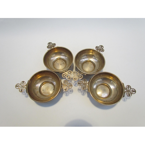 7413 - A set of four Sibray, Hall & Co Ltd silver cruet/condiment bowls with clover leaf handles, Sheffield... 