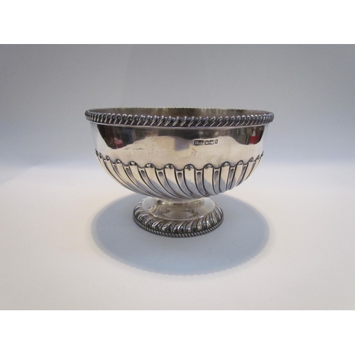 7418 - An Alkin Brothers silver pedestal bowl with gadrooned edge, Sheffield 1900, 19.5cm diameter, 12.5cm ... 