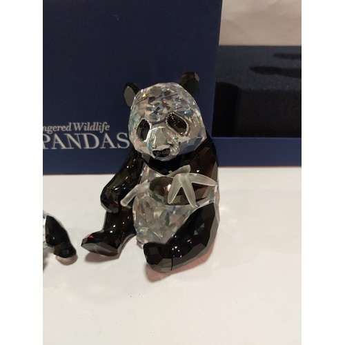 1352 - A Swarovski Crystal Society figure 