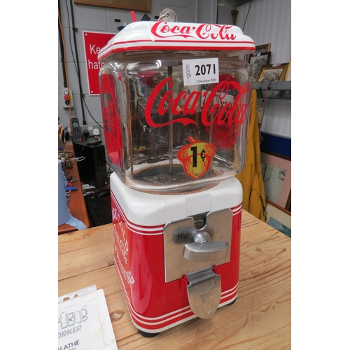 2071 - A Coca-Cola sweet vending machine