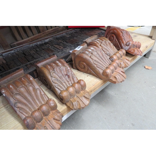 2080 - Five carved pine corbel brackets