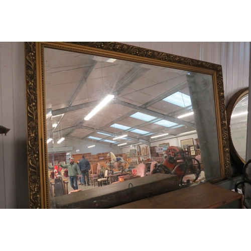 2126 - A gilt framed bevelled edged mirror    (R)  £20