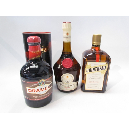 8114 - Drambuie, 700ml, boxed, Cointreau 1ltr, D.O.M Benedictine, 700ml (3)