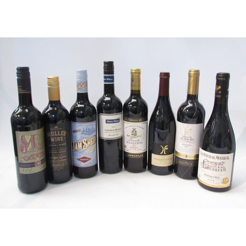 8126 - Six bottles of various red wines, 2015 Dinastia Manzanos Rioja, 2020 Wirra Wirra Church Block, 2020 ... 