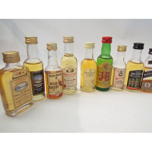 8048 - A quantity of Whisky miniatures and Whisky Liqueur