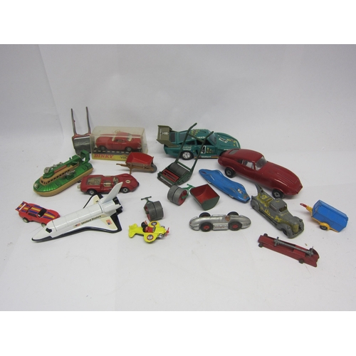 9230 - Assorted diecast vehicles including perspex cased Dinky 116 Volvo 1800S, unboxed Schuco 1044 Porsche... 