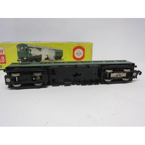 9525 - A boxed Hornby Dublo 00 gauge 3250 Electric Motor Coach Brake/2nd in Southern green, No.S65326 to si... 