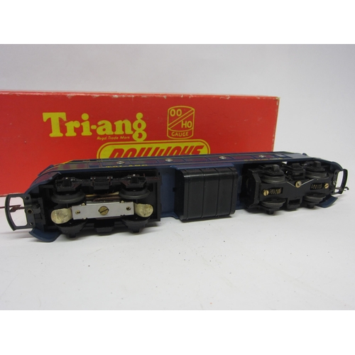 9520 - A boxed Triang R159 00 gauge double ended diesel locomotive in blue and yellow Tri-ang Railways live... 