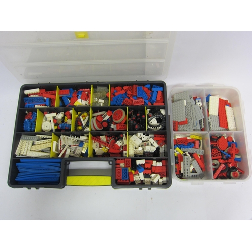 9256 - Three boxes of mixed loose Lego bricks and accessories