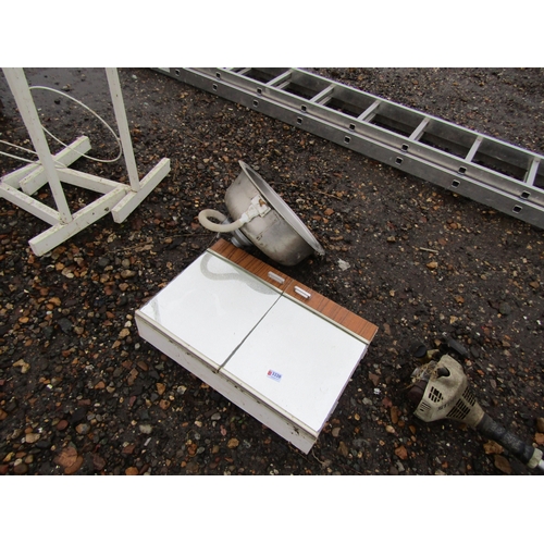 3220 - A stainless steel hand basin and a cabinet         (E) £3-5