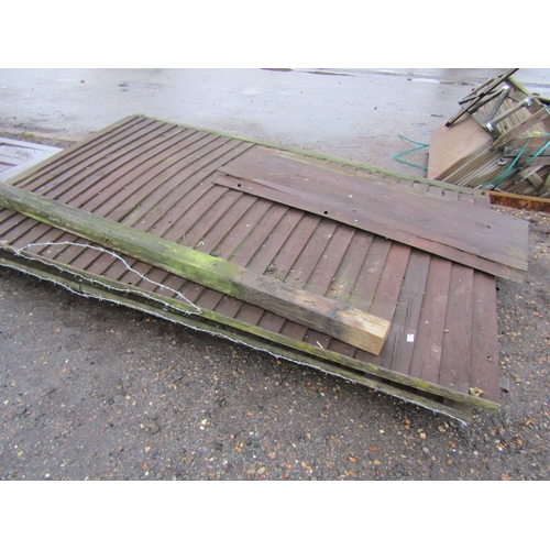 3257 - A quantity of closeboard fencing       (E) £8-12