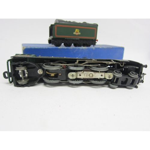 9522 - A boxed Hornby Dublo 00 gauge L11 Mallard 4-6-2 locomotive finished in BR lined green, together with... 