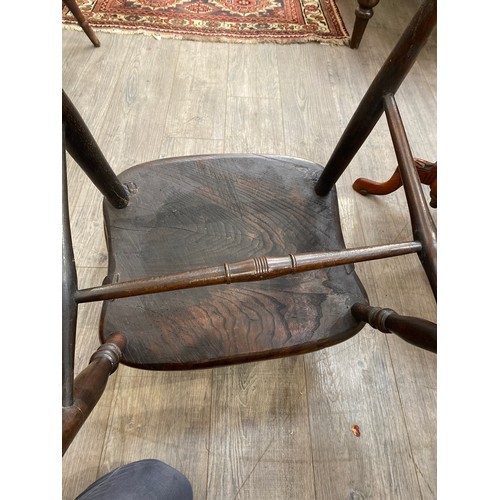 7607 - A 19th Century Mendlesham chair, shaped seat, H stretcher base, repair present