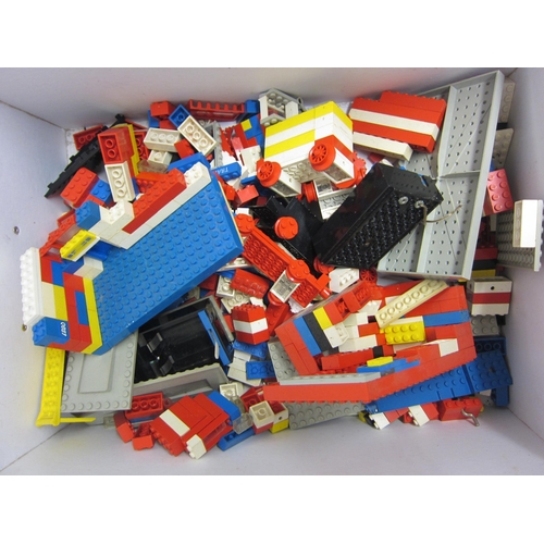 9256 - Three boxes of mixed loose Lego bricks and accessories