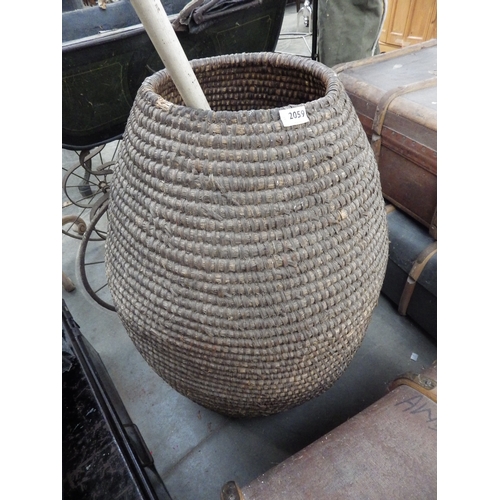 2059 - A large Ali-Bah-Bah wicker basket    (R)  £30