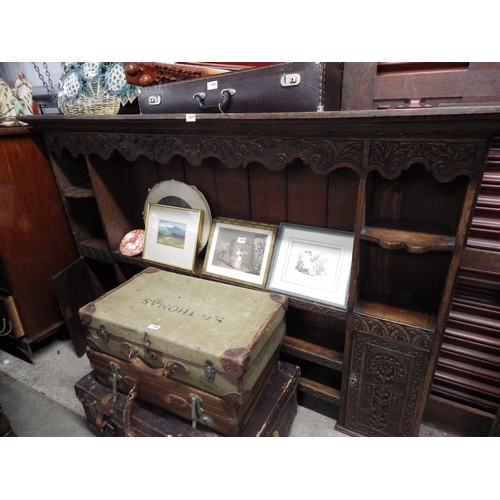 2092 - A Victorian carved oak dresser top