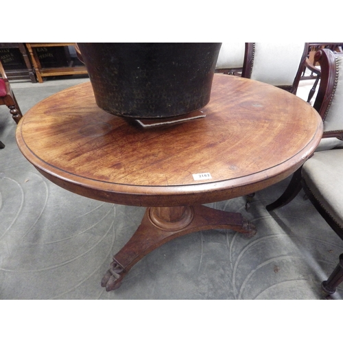 2162 - A 19th Century mahogany breakfast table