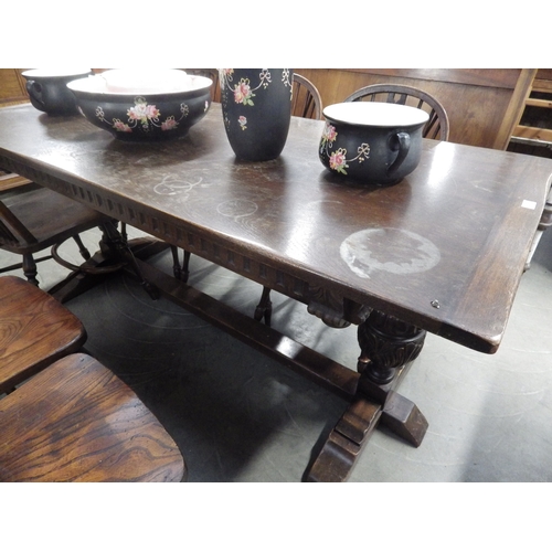 2191 - An oak dining table on carved bolbus legs 84 x 183cm