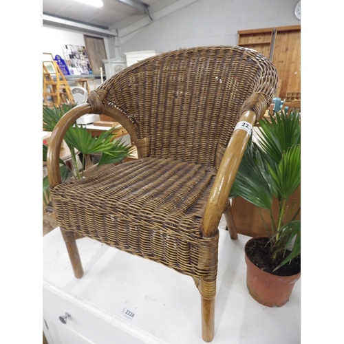 2230 - A wicker child's chair