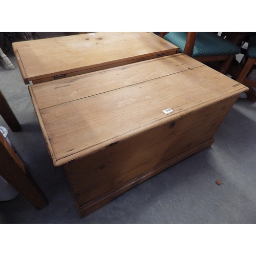 2248 - A Victorian pine twin handled blanket box